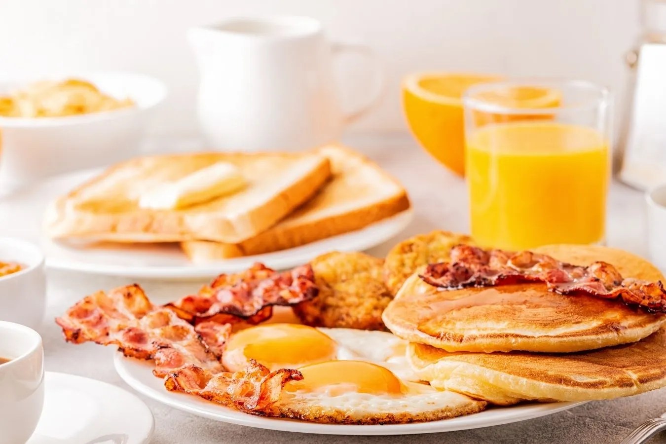 Dennys Christmas Eve Hours 2022 Denny's Breakfast Hours Explained (2022)