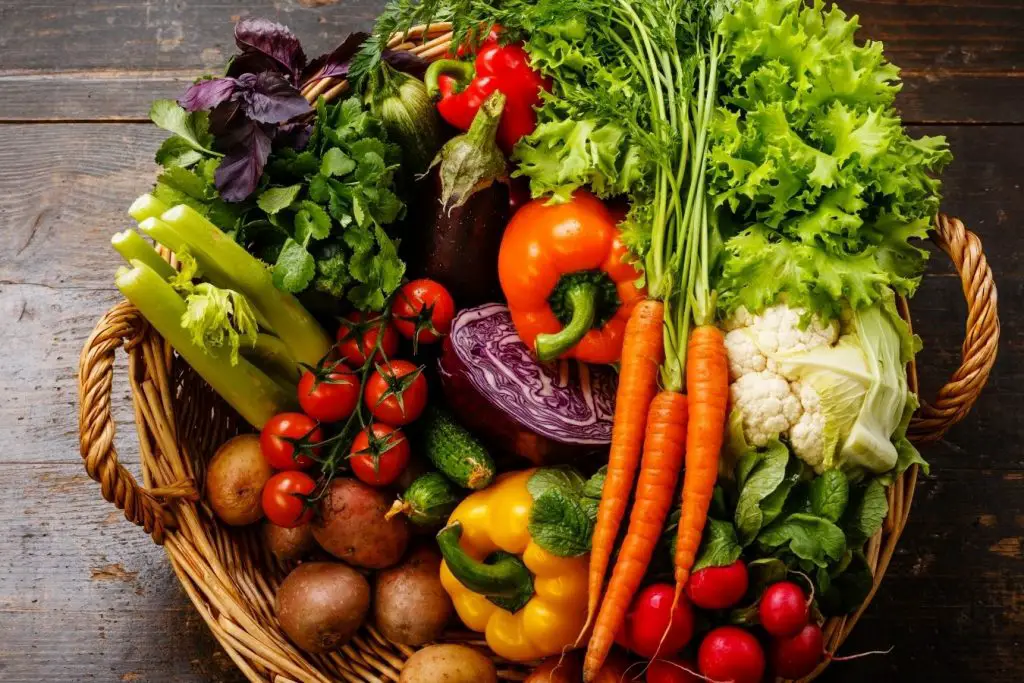 does eating vegetables make you poop smell less